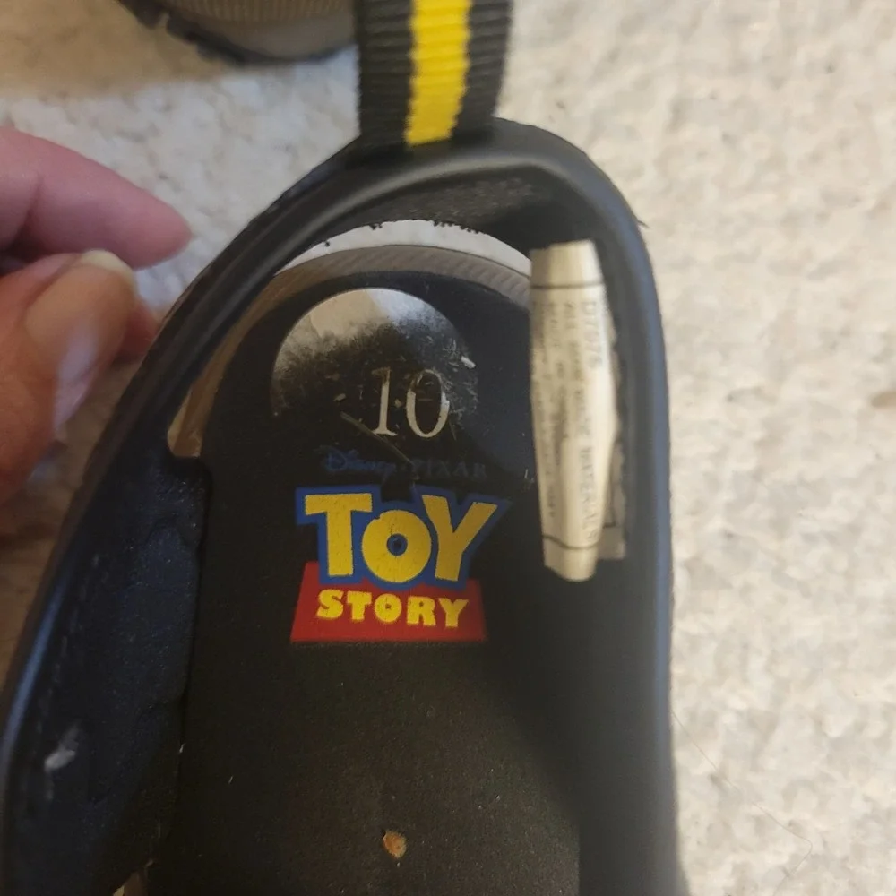 Disney Pixar Toy Story Woody Boys Sandals Size 10 Brown Hook Loop Shoes